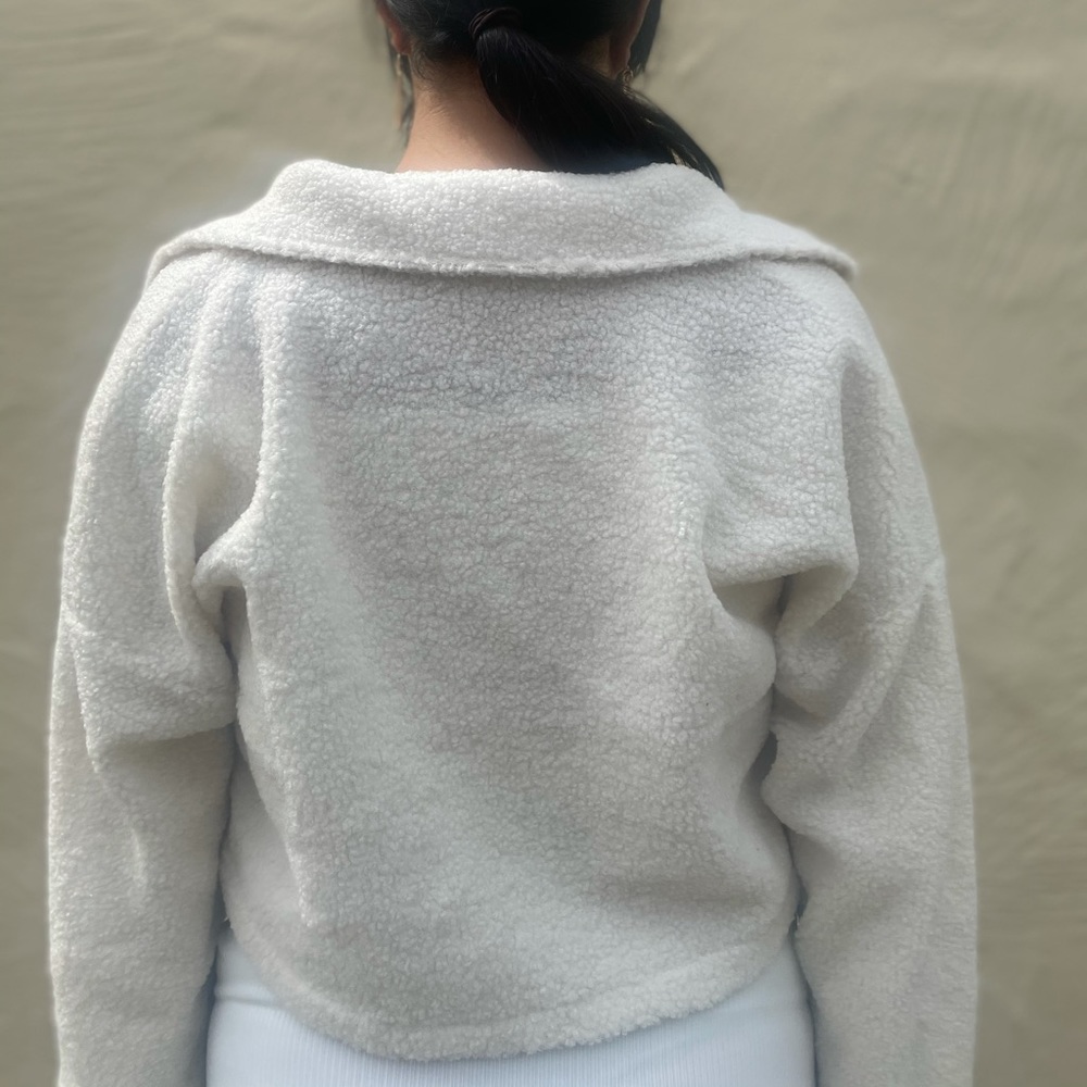 Cropped teddy jacket 🧸 - Picture 2 of 9